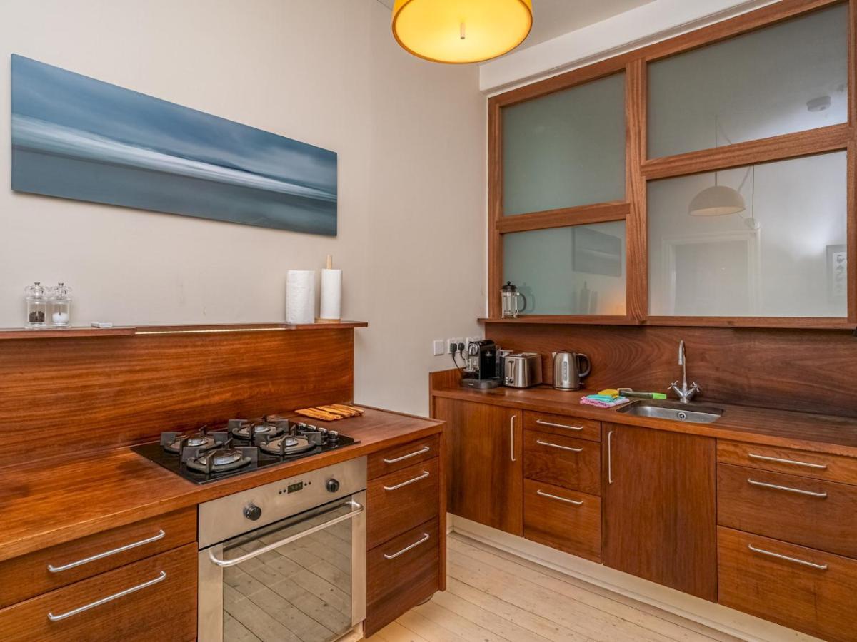 New Stunning 3 Beds Flat In Chic Area Of The City EDI Exterior photo