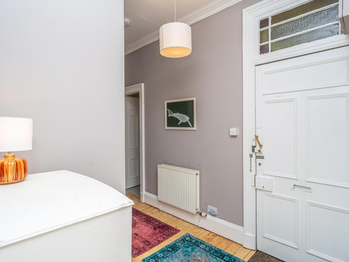 New Stunning 3 Beds Flat In Chic Area Of The City EDI Exterior photo